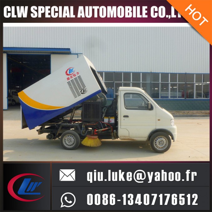 High Quality Efficient Small Truck Mounted Street Sweeper 