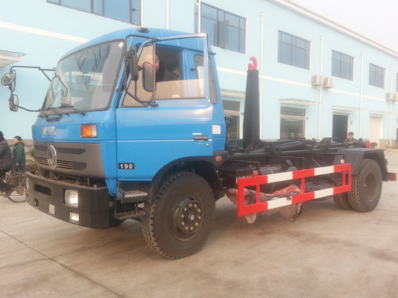 4X2 10t 10cbm Hydraulic Lifter Garbage Truck 