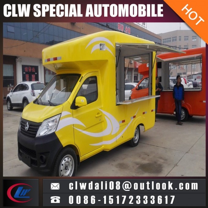 Small Mobile Food Truck, Mobile Restaurant, Fast Food Truck, Food Trailer with Many Equipment for Ch 