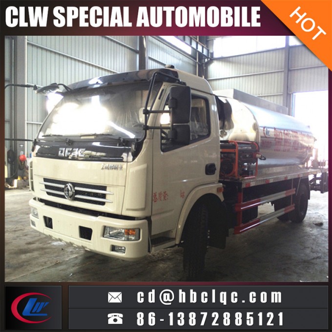 Standard Type 5mt Asphalt Paver Asphalt Sprayer Tanker Truck 