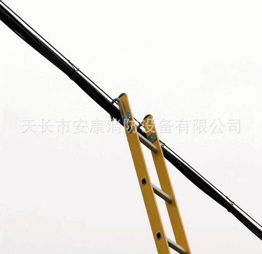 Self-Supporting Aluminum Domestic Hard Ladder 