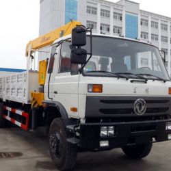Dongfeng Chassis 5ton ~ 6ton Truck with Crane