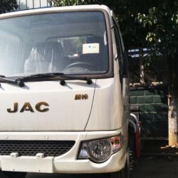 Small Gasoline Hook Lift Garbage Truck with JAC Chassis