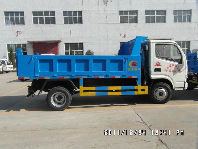 Isuzu Tipper Lifting Dump Garbage Transport Vehicle 