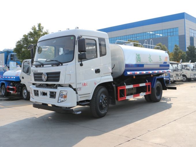 Dongfeng 12cbm Water Tank Truck 4*2 with Hw19710 Transmission and Radial Tires in White Color 