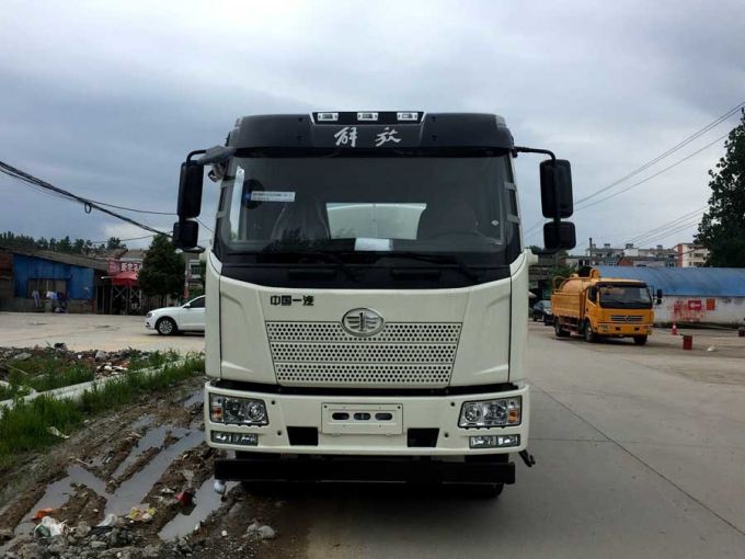 FAW 12m3 Water Tanker Lorry 4X2 Drive with 266HP Engine 