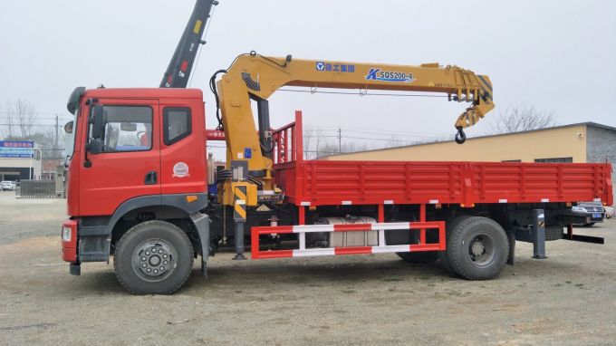 Dongfeng 6.3ton Boom Truck Crane 