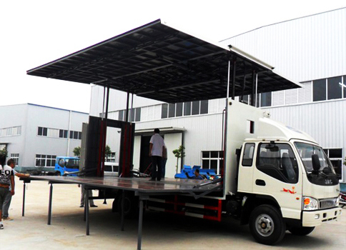 Dongfeng 10 Tons 50 M2 Outdoor Stage Promotion Truck Stage Truck with LED Screen 