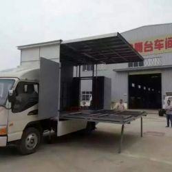 HOWO LED Displaying Adverting Truck Multimedia Truck with Stage