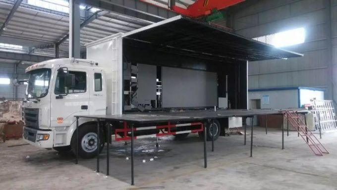 Dongfeng 4*2 20 M2 Stage Performance Truck Mobile Advertising Truck with HD LED Display Screen 