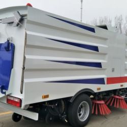 4000L Water 4000L Dust Road Sweeping Machine for Sale