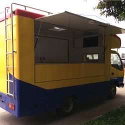 Dongfeng Fast Food Cooking and Sale Truck 5t Mobile Snack Truck Fast Food Mobile Kitchen