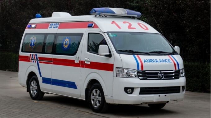 Chinese Jmc City Ambulance Car for Sales Images 1