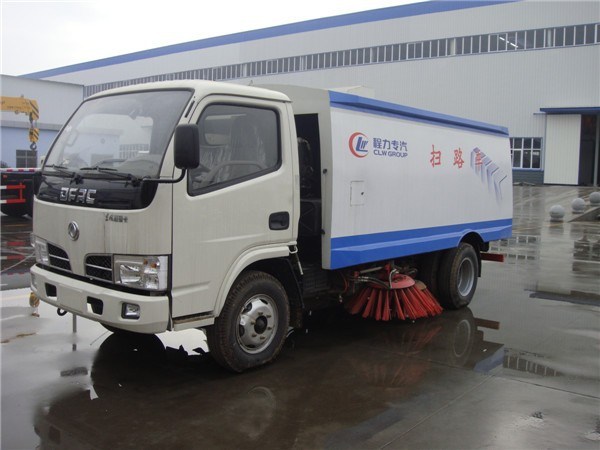 Hot Sale 3 Tons China Dongfeng Dust Sweeper 
