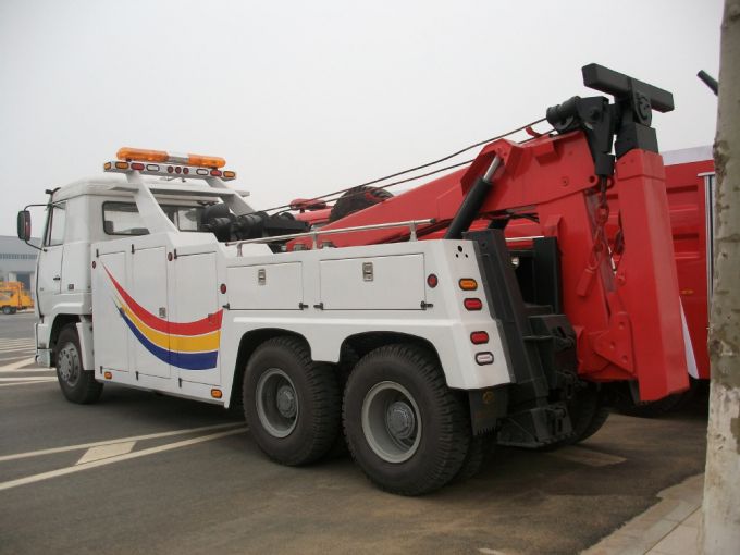 HOWO Towing Capacity 50ton Road Wrecker for Sale 