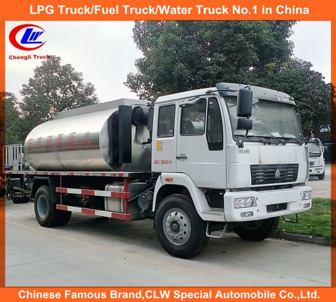 Sinotruk Bitumen Paver Truck Images 1