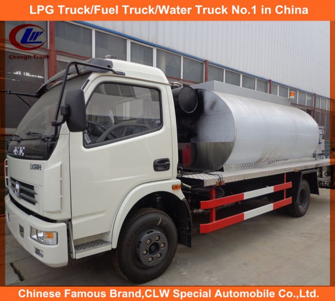 Dongfeng 4*2 140HP Bitumen Distributor Truck 