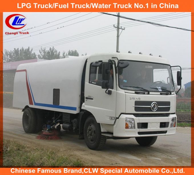 High Capacity Road Sweeper in Runway Sweeper Truck & Road Cleaner 