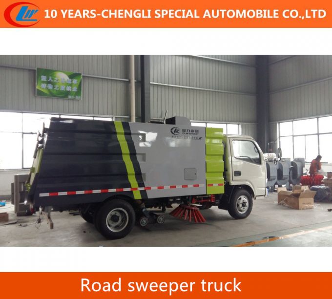 Dongfeng 4*2 electric Road Street Cleaning Sweeper Truck Images 1