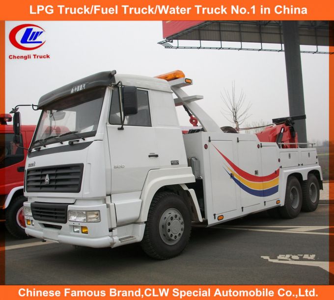 10 Wheel Sinotruk Sino Truck HOWO Wrecker Truck 351-450HP HOWO Wrecker Towering Truck LHD Rhd HOWO R Images 1