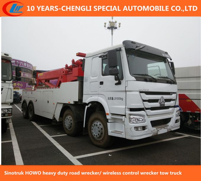Sinotruk HOWO Heavy Duty Road Wrecker Truck Destructor Images 1