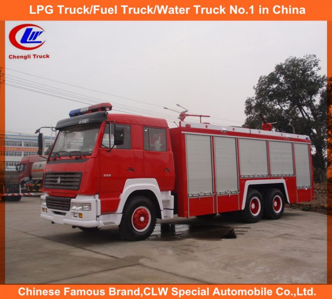 6*4 Heavy Duty Sinotruk Steyr Fire Fighting Trucks 371HP Images 1