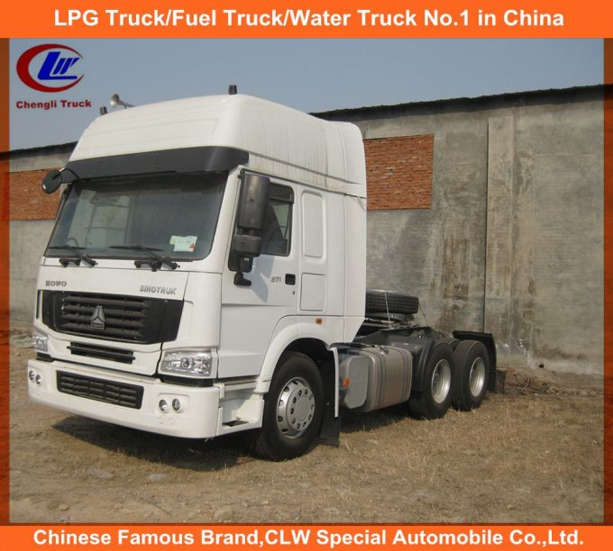 Sinotruk HOWO 6X4 Left Hand Drive 371HP Heavy Tractor Truck Images 1