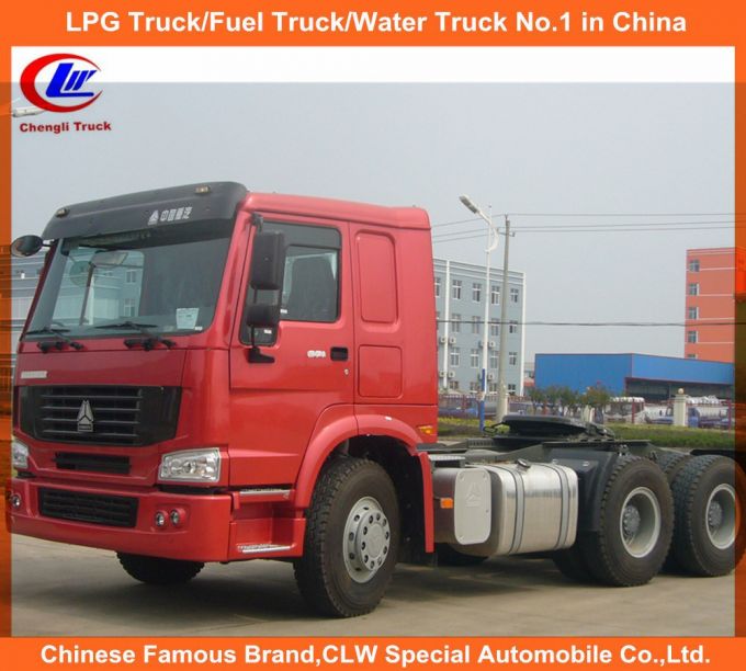 Heavy Duty 10 Wheeler 371HP Sinotruk HOWO Truck Tractor Images 1