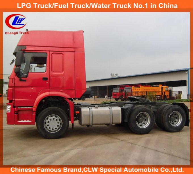 Factory Direct Sell 371HP HOWO Tractor Truck 6*4 Images 1