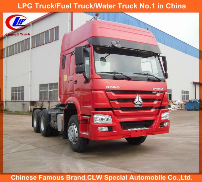 Heavy Duty Sinotruk Sino Truck HOWO Tractor Truck 420HP for Sale Images 1