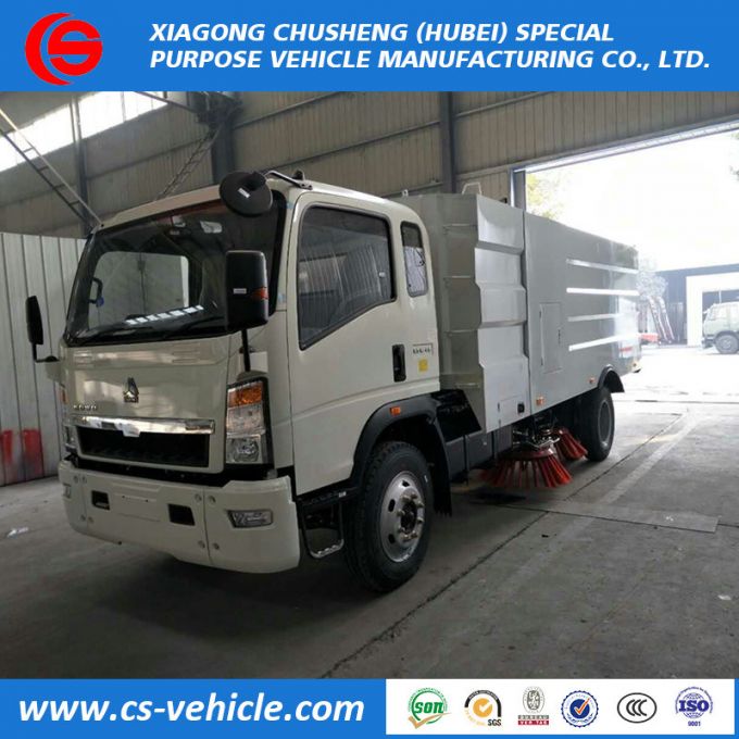 Water Tank 1500 Litres Water Saving Wet Type Clean Road Sweeper Trucks Price 