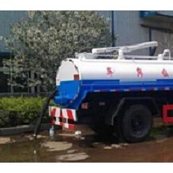 Dongfeng 4X2 160HP Sewage Vacuum Suction Waste Collector Truck