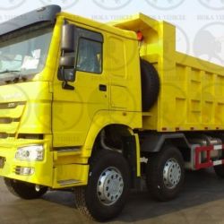 Sinotruk HOWO 8X4 371HP Hw76 24m3 Dump Truck