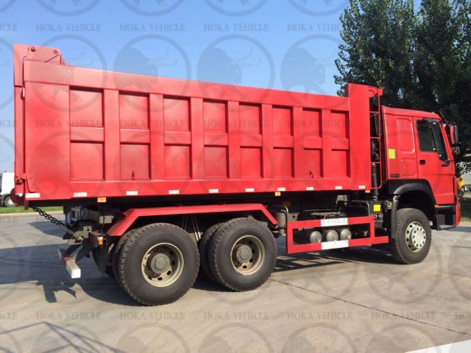 Sinotruk HOWO 6X4 371HP 20m3 Dump Truck 