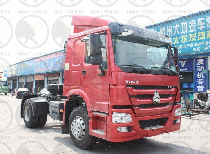 Sinotruk HOWO 4X2 371HP Tractor Truck Images 1