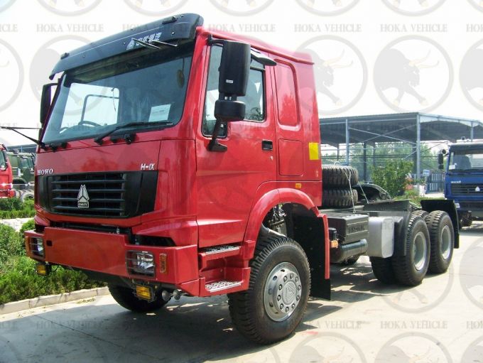 Sinotruk HOWO 6X6 371HP Tractor Truck Images 1