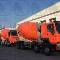 Sinotruk HOWO 8X4 12m3 Concrete Mixer Truck