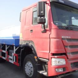 Sinotruk HOWO 4X2 2500 Gallon Water Tanker