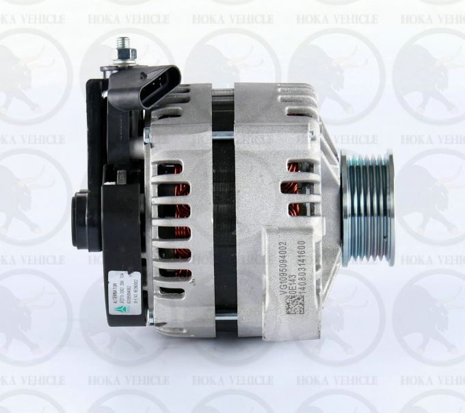 Original Sinotruck HOWO Engine Spare Parts Alternator Vg1095094002 Images 1
