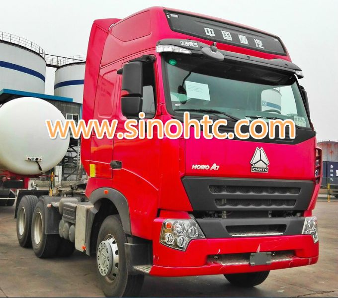 High Quality HOWO T7h 540HP 6X4 Man Engine Tractor Truck 