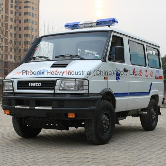 LHD 4WD Iveco Ambulance with Iveco Diesel Engine 