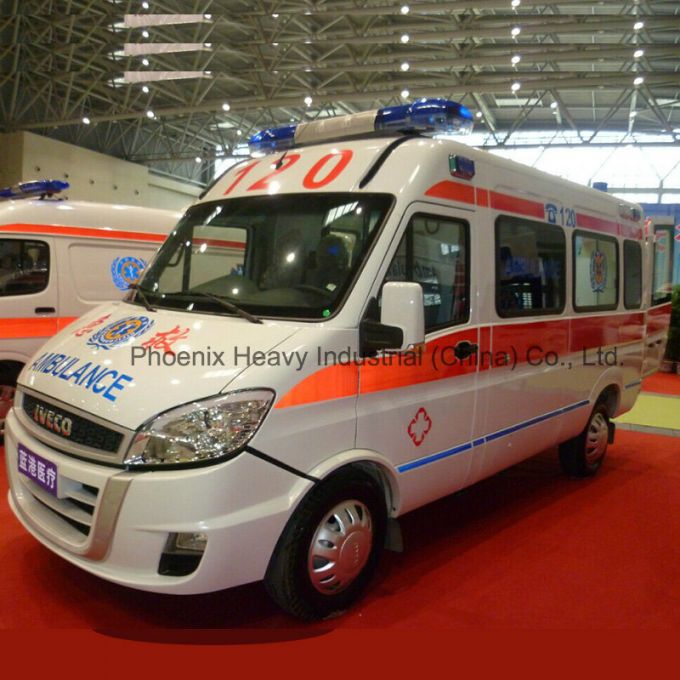 2WD Diesel Engine Iveco Ambulance with Middle Roof 