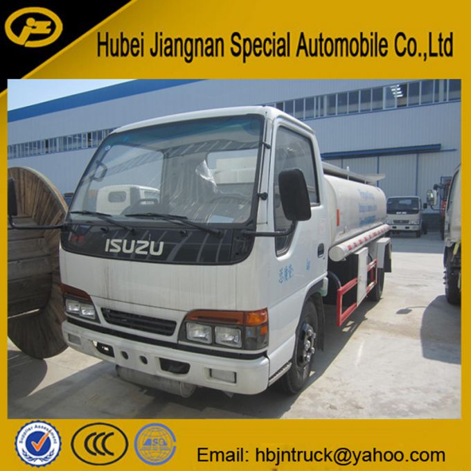 Isuzu 5000 Liters Fuel Tank Truck 