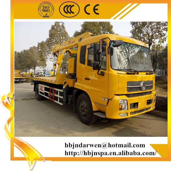 Dongfeng Tianjin Flatbed Tow Truck with 5ton Crane 