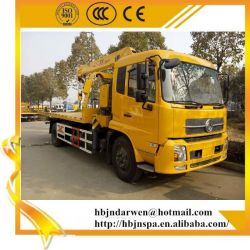 Dongfeng Tianjin Flatbed Tow Truck with 5ton Crane