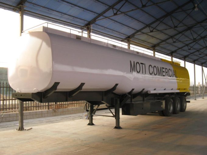 Tri-Axle 40-Cbm Fuel Tanker Semi Trailer 