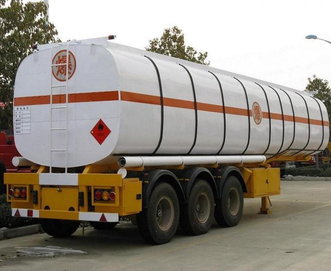 Sinotruk Fuel Tanker Semi Trailer 