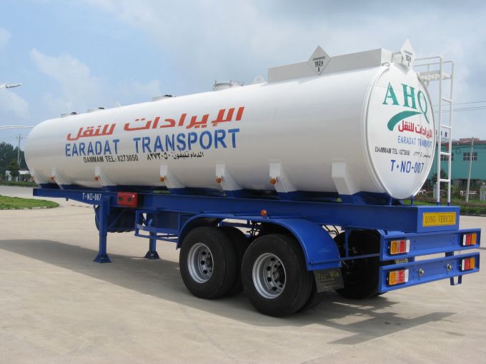 Sinotruk Oil Tank Semi Trailer 2 Axle Tanker Trailer 