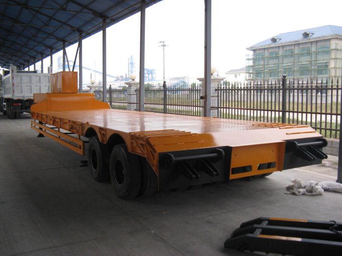 Sinotruk 2 Axle Low Bed Semi Trailer Low Flatbed Trailer 