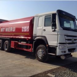 Sinotruk HOWO 6X4 25m3 Capacity HOWO Fuel/Oil Transport Tank/Tanker Truck